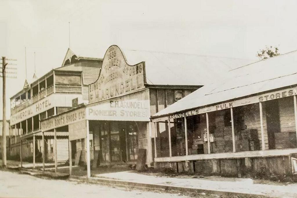 Joes Waterhole Hotel Eumundi Exterior foto
